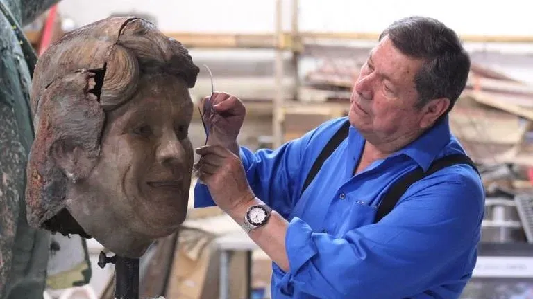 sembrar.sculptor_img